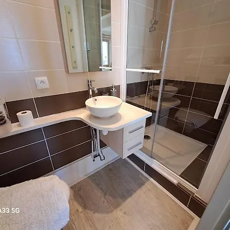 Chez Christine Et Fabrice Font-Romeu-Odeillo-Via