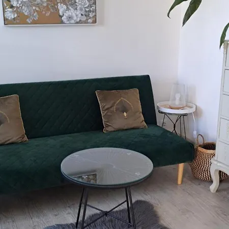 Chez Christine Et Fabrice شقة