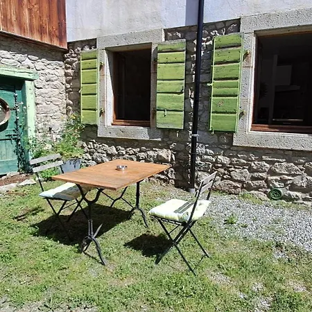 Chez Christine Et Fabrice شقة *