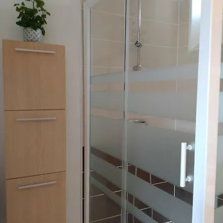 Chez Christine Et Fabrice *